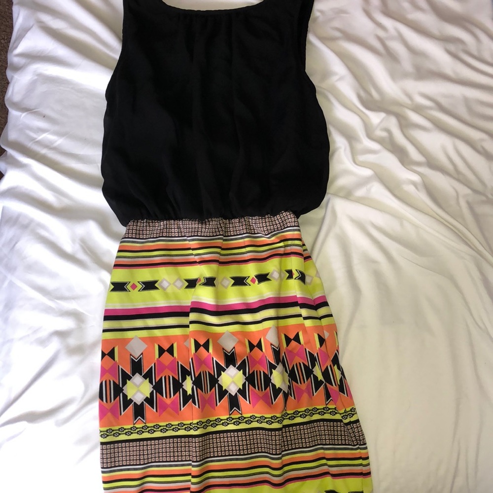 No sleeve dress